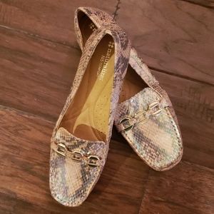 Naturalizer snake print & gold chains loafers, 8.5/9N, NWOT